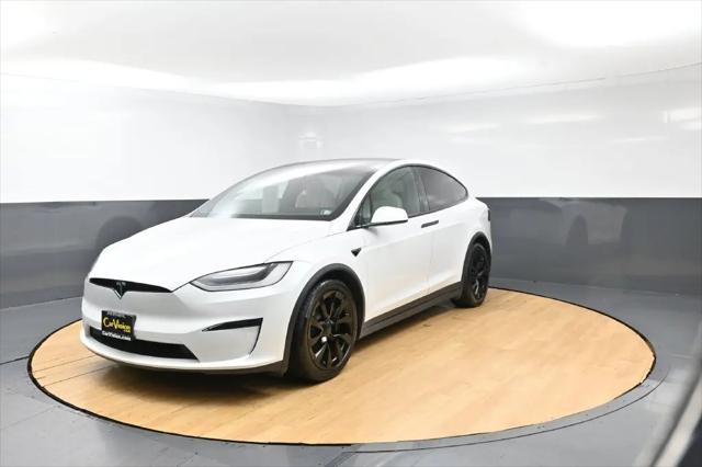 2023 Tesla Model X Standard Range