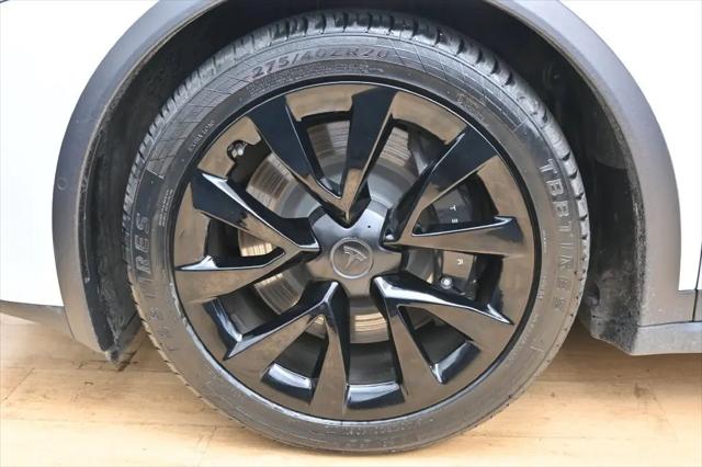 2023 Tesla Model X Standard Range