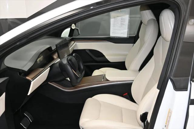 2023 Tesla Model X Standard Range