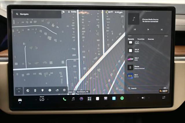 2023 Tesla Model X Standard Range