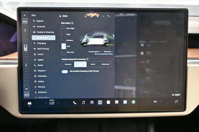 2023 Tesla Model X Standard Range