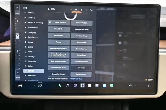 2023 Tesla Model X Standard Range
