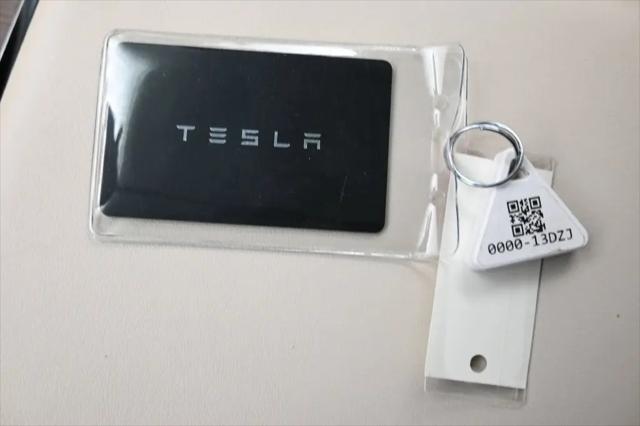 2023 Tesla Model X Standard Range