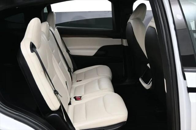 2023 Tesla Model X Standard Range
