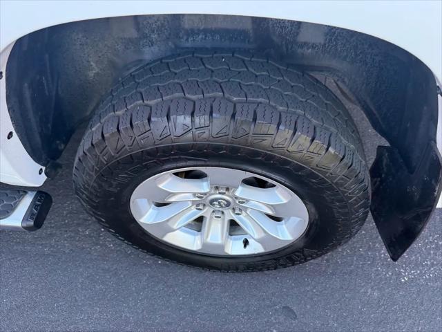 2020 Ram 1500 Laramie Crew Cab 4x4 57 Box