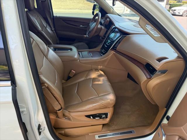 2016 Cadillac Escalade Platinum