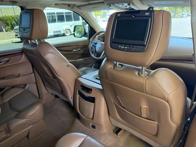 2016 Cadillac Escalade Platinum