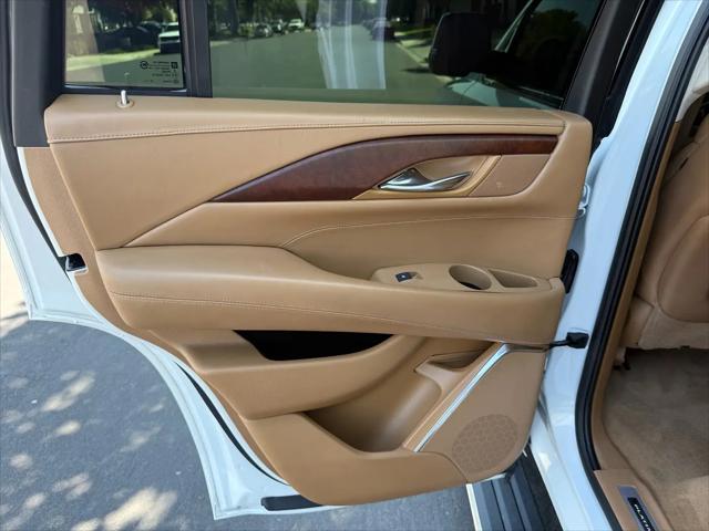 2016 Cadillac Escalade Platinum