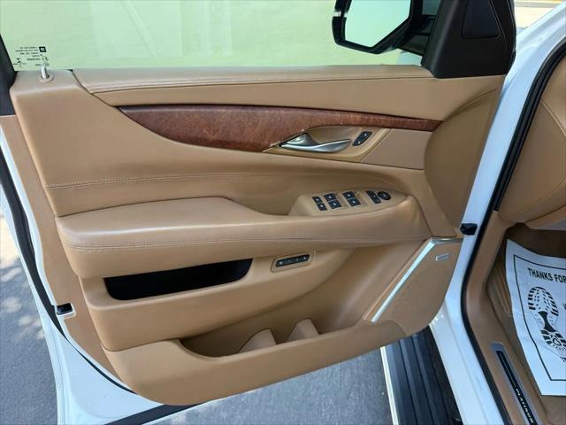 2016 Cadillac Escalade Platinum