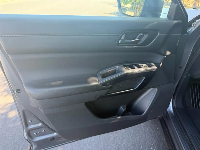 2024 Nissan Pathfinder SV 4WD
