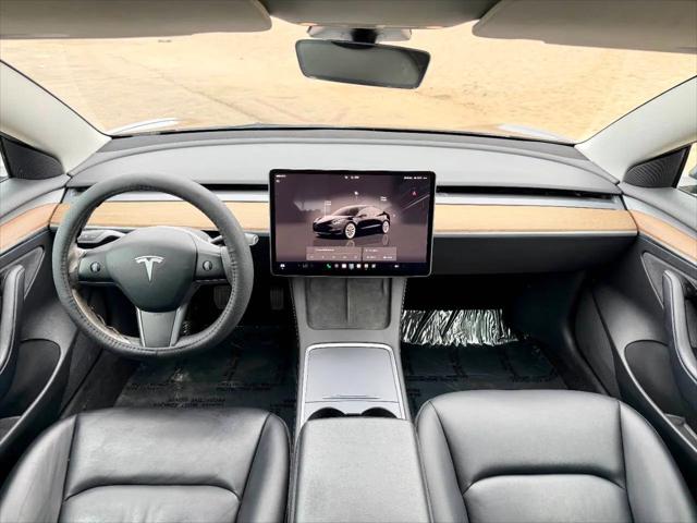 2022 Tesla Model 3 Rear-Wheel Drive