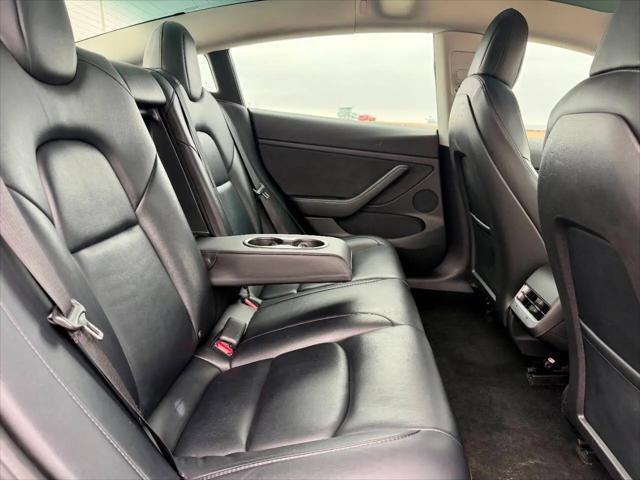 2022 Tesla Model 3 Rear-Wheel Drive