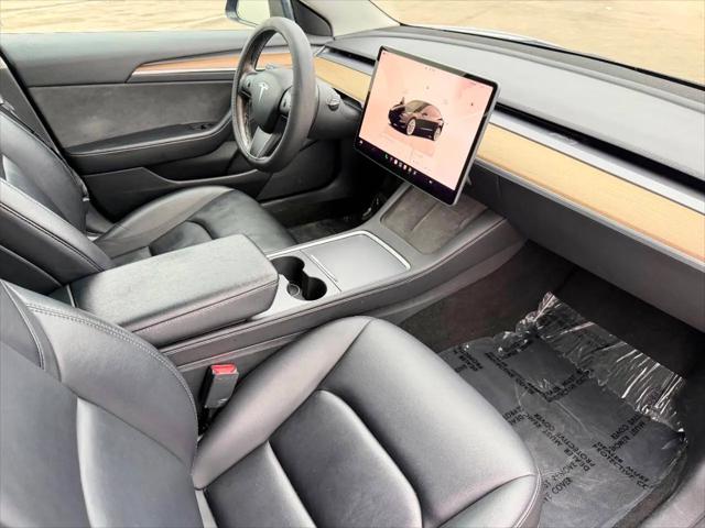 2022 Tesla Model 3 Rear-Wheel Drive