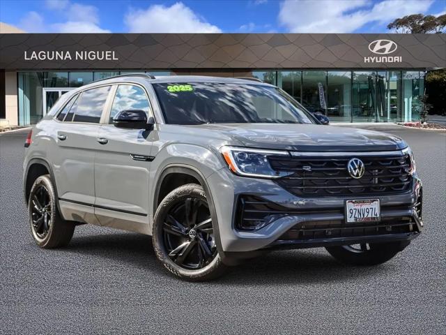 2025 Volkswagen Atlas Cross Sport 2.0T SEL R-Line Black for sale in Laguna Niguel, CA