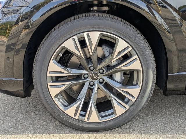 2026 Audi Q8 Premium Plus 55 TFSI quattro Tiptronic