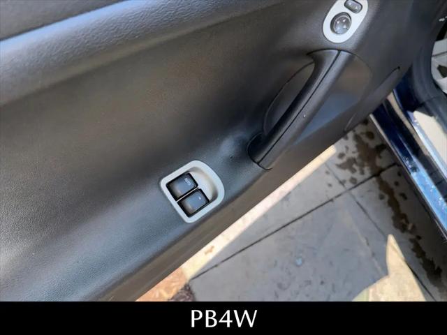 2007 Pontiac Solstice Base