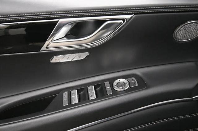 2025 Genesis GV80 2.5T Standard AWD