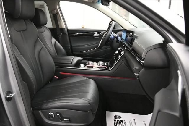 2025 Genesis GV80 2.5T Standard AWD