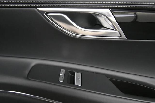 2025 Genesis GV80 2.5T Standard AWD
