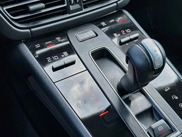 2024 Porsche Macan Macan