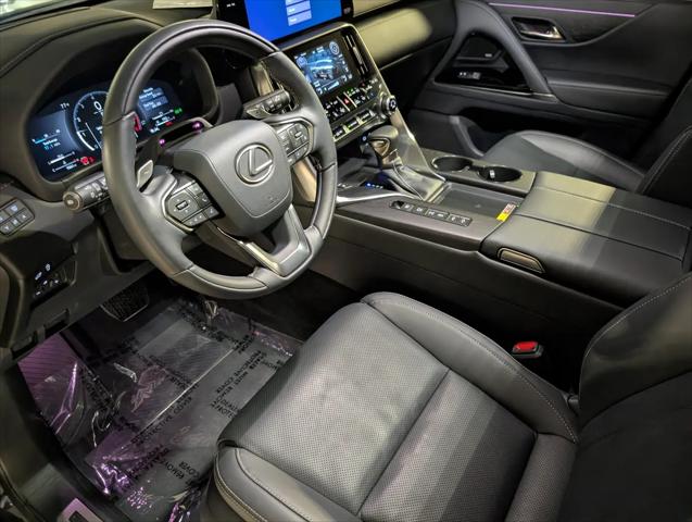 2025 Lexus LX Luxury