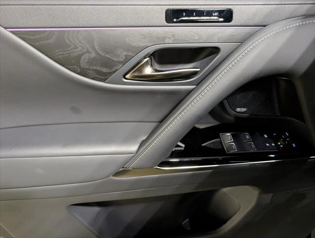2025 Lexus LX Luxury