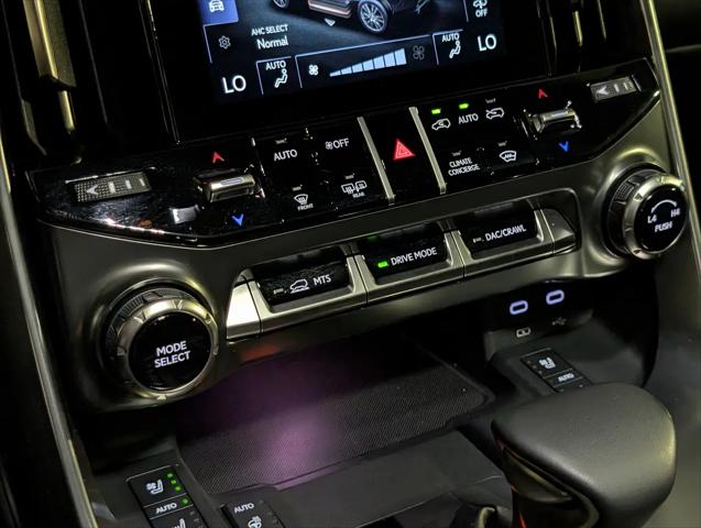 2025 Lexus LX Luxury