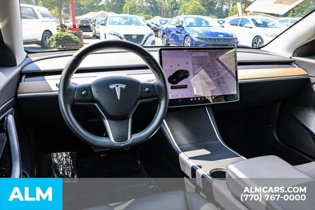 2020 Tesla Model 3 Standard Range Rear-Wheel Drive