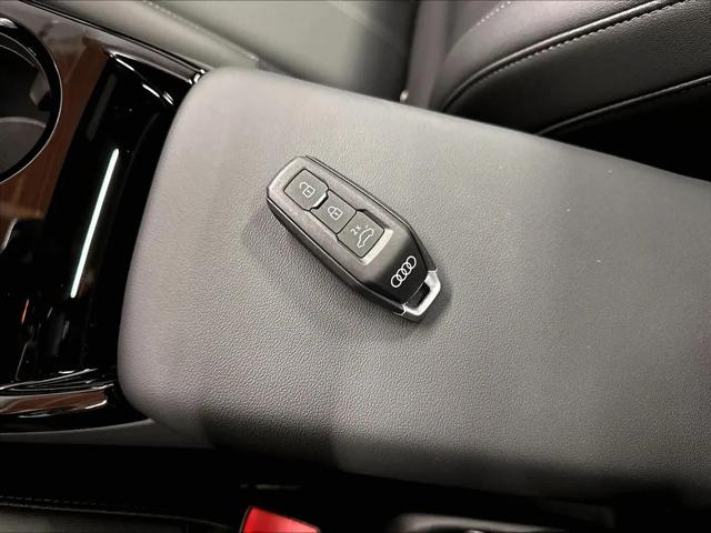 2027 Audi Q6 e-tron Premium quattro