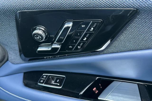 2027 Cadillac iQ Premium Luxury