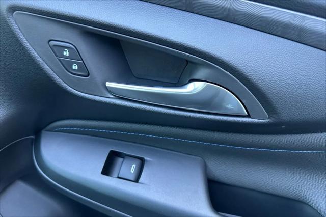 2026 Buick NV Sport Touring FWD