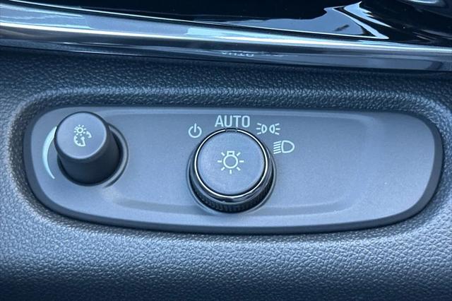 2026 Buick NV Sport Touring FWD