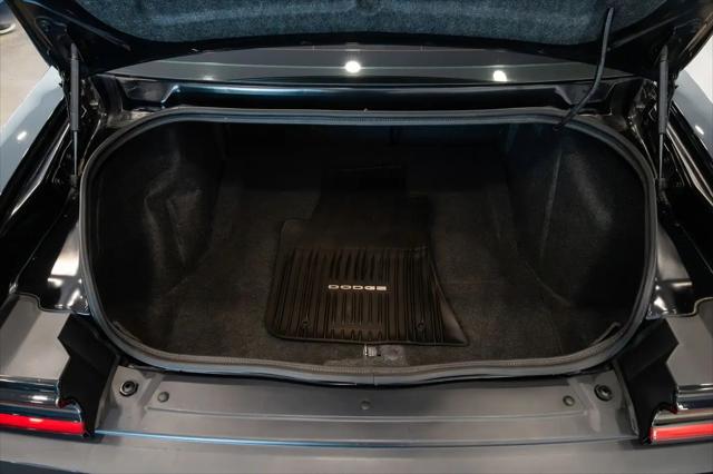 2015 Dodge Challenger R/T Plus