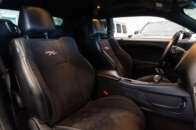 2015 Dodge Challenger R/T Plus