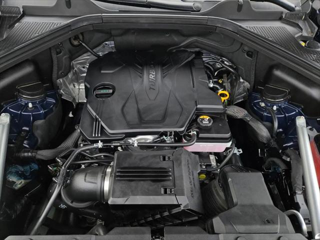 2025 Genesis GV80 2.5T Standard AWD