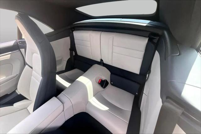 2025 Porsche 911 Carrera Cabriolet