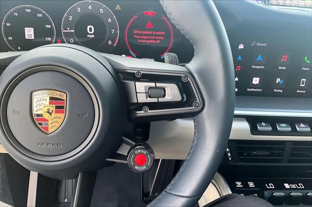 2025 Porsche 911 Carrera Cabriolet