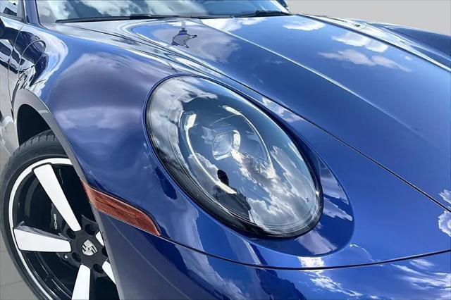 2025 Porsche 911 Carrera Cabriolet