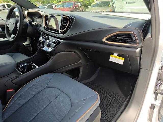 2027 Chrysler Pacifica Pinnacle