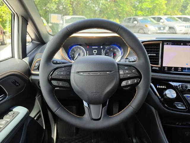 2027 Chrysler Pacifica Pinnacle
