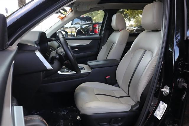 2025 Mazda CX-70 Premium Package