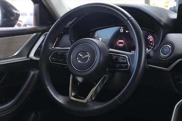 2025 Mazda CX-70 Premium Package