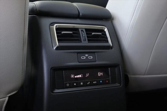 2025 Mazda CX-70 Premium Package