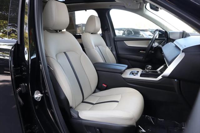 2025 Mazda CX-70 Premium Package