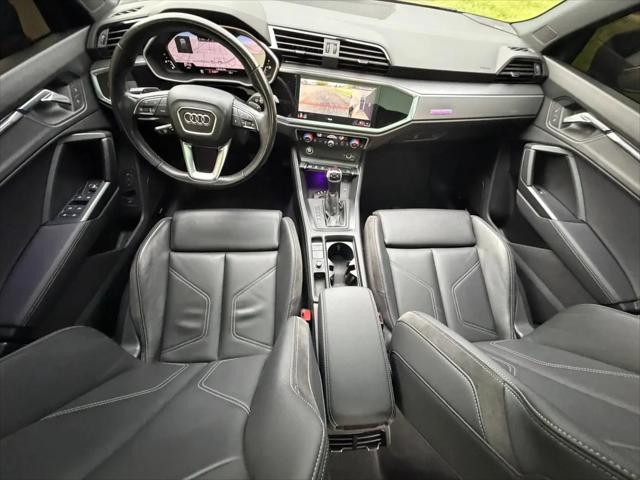 2022 Audi Q3 Premium Plus 45 TFSI S line quattro Tiptronic