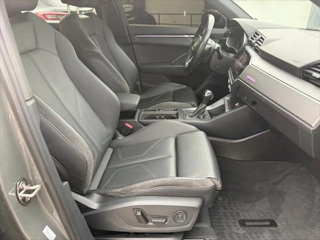 2022 Audi Q3 Premium Plus 45 TFSI S line quattro Tiptronic