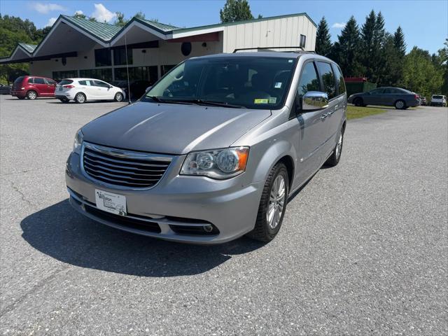 2016 Chrysler Town & Country Touring-L Anniversary Edition for sale in South Burlington, VT