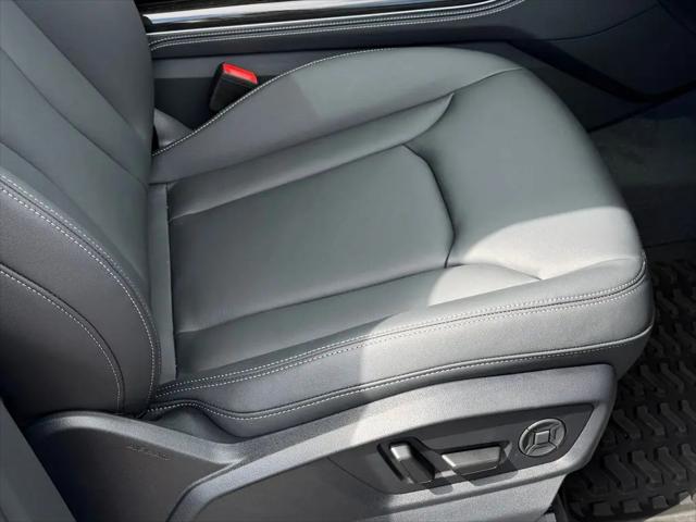 2026 Audi Q7 Premium Plus 45 TFSI quattro tiptronic