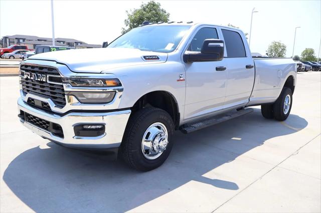2026 Ram 3500 Tradesman Crew Cab 4x4 8 Box