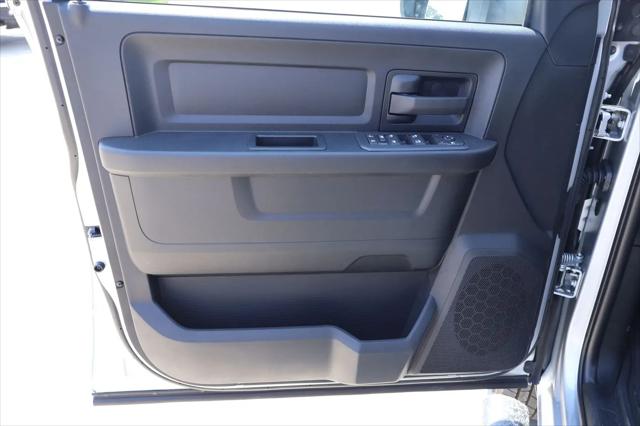 2026 Ram 3500 Tradesman Crew Cab 4x4 8 Box